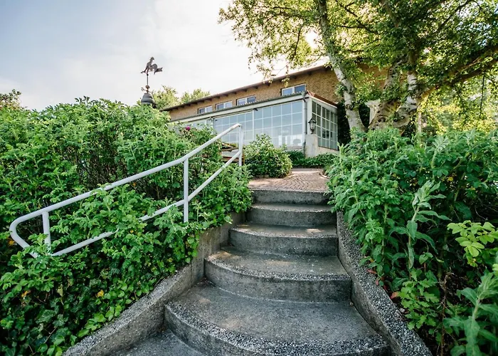 Faehrhauslodges In Sicht